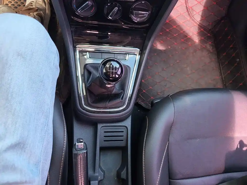 Volkswagen Bora — миниатюра 19