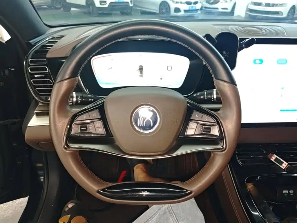 BYD Han — миниатюра 11