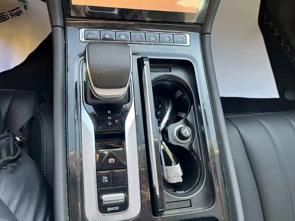Hongqi Hongqi H5 PHEV — миниатюра 18