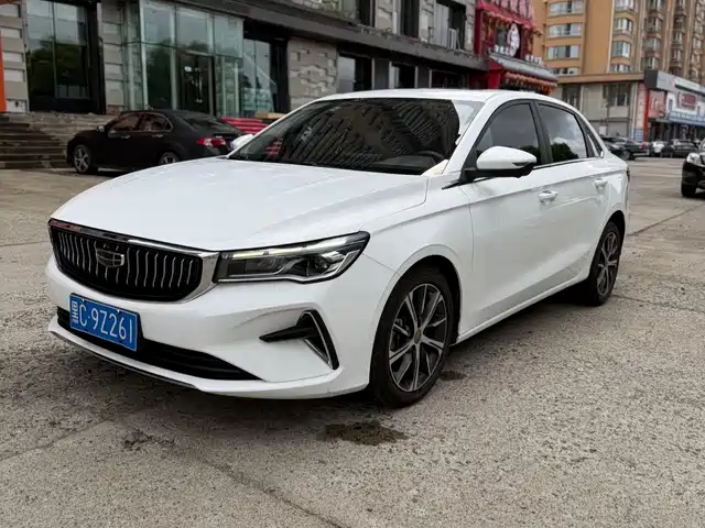 2022 Geely Emgrand