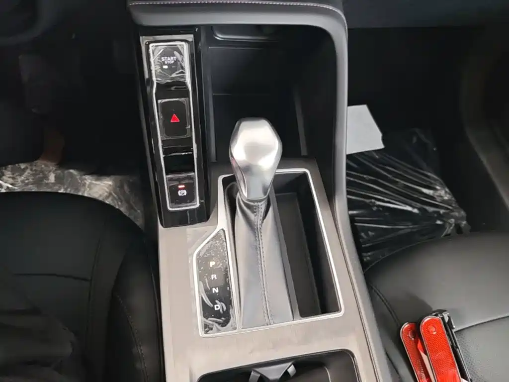 Roewe i5 — миниатюра 14