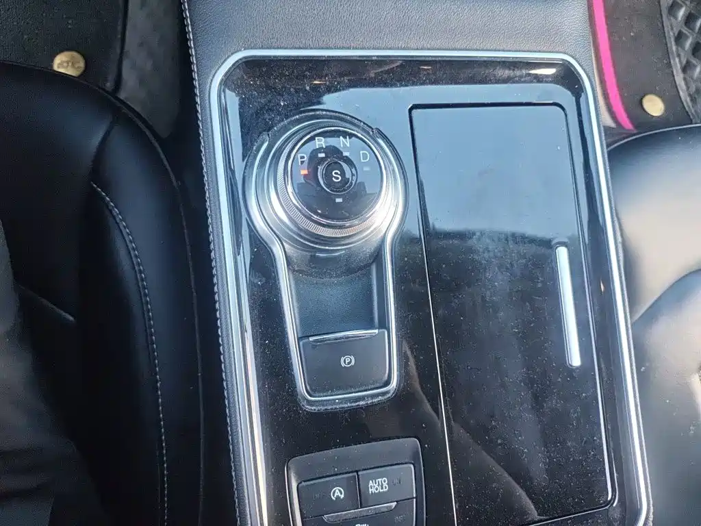 Ford Edge — миниатюра 7
