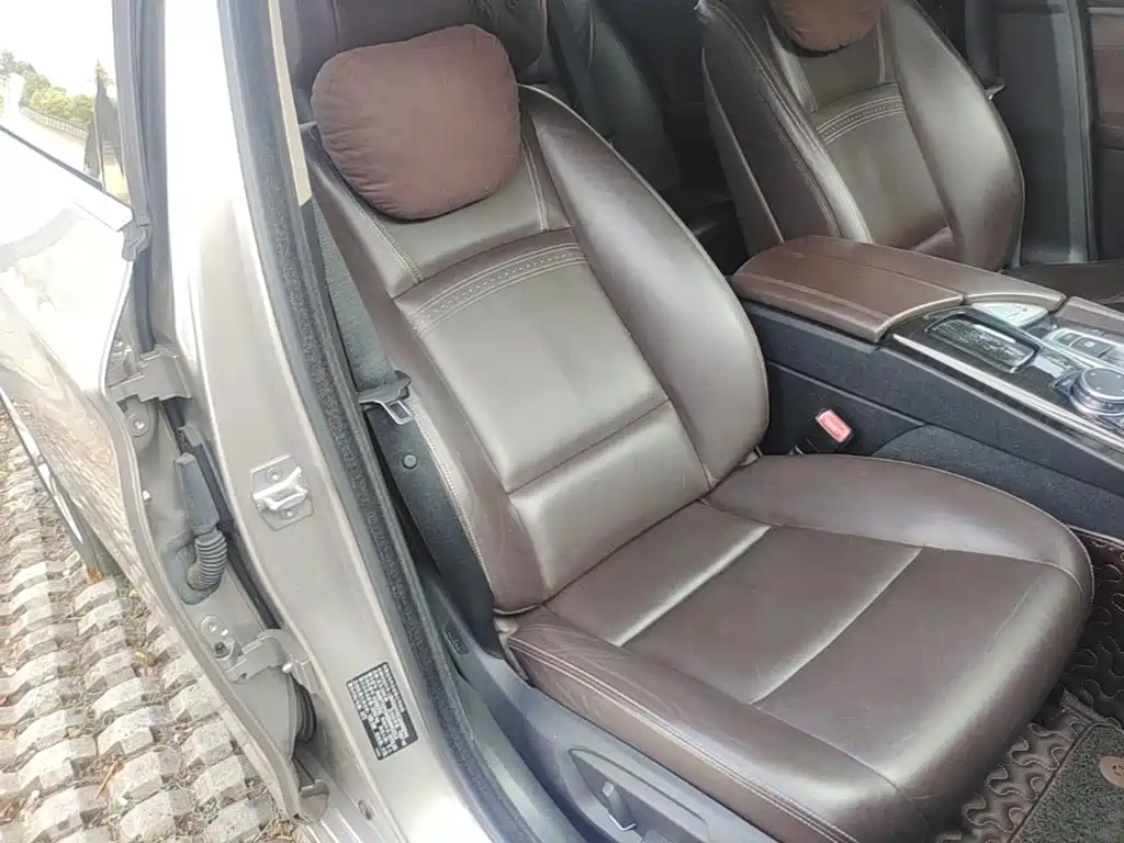 BMW 5 Series — миниатюра 25