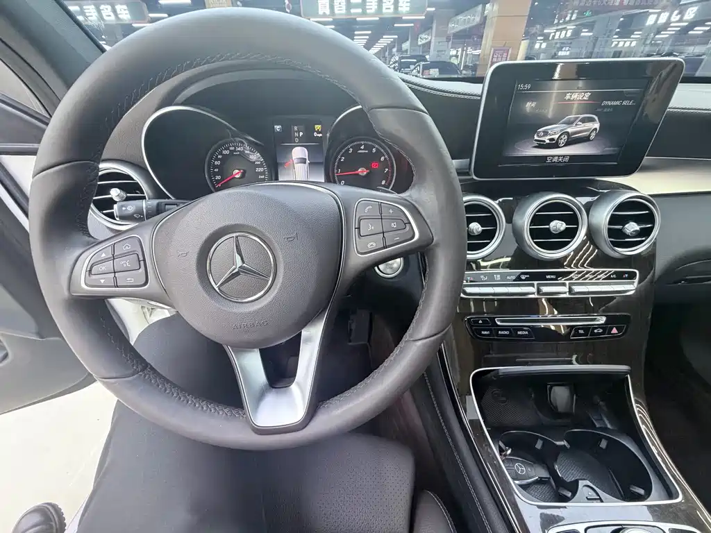 Mercedes-Benz GLC — миниатюра 13