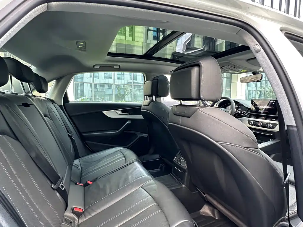 Audi A4L — миниатюра 10