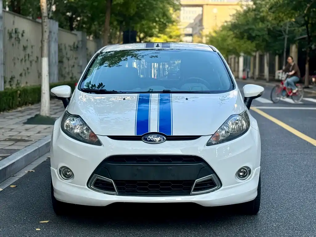 Ford Fiesta — миниатюра 2