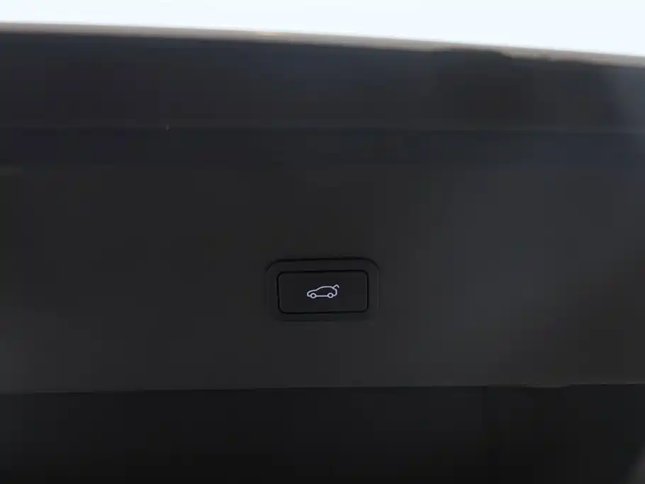 Xpeng X9 2025 650 Max