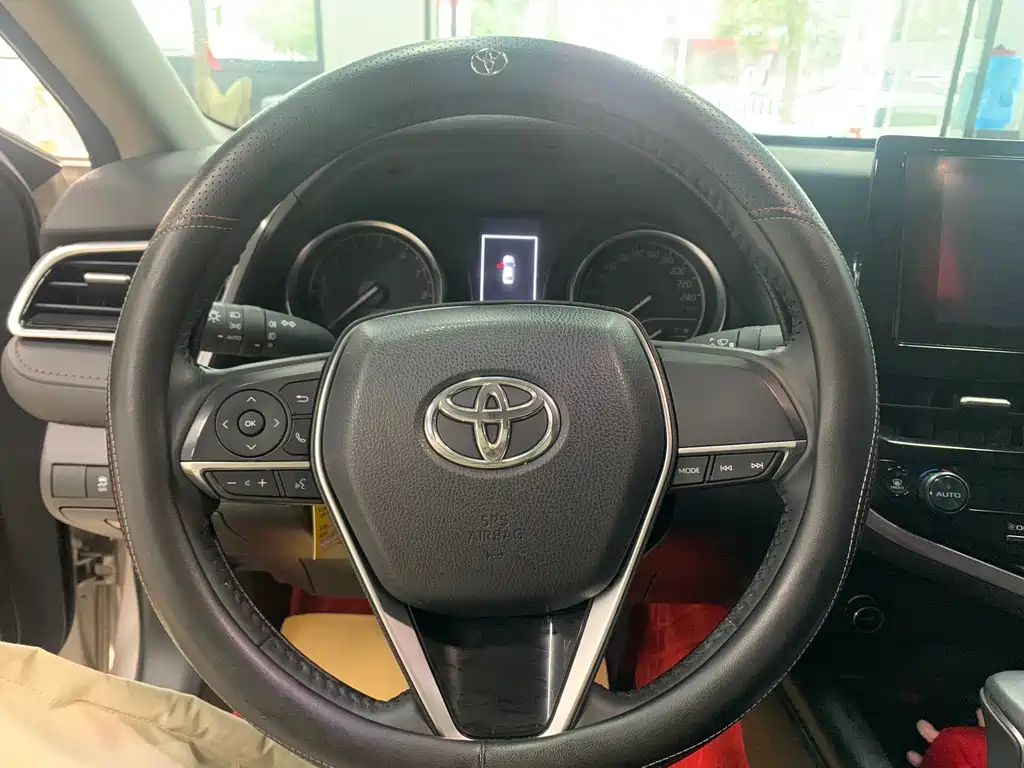 Toyota Camry 2023 2.0GVP Lead