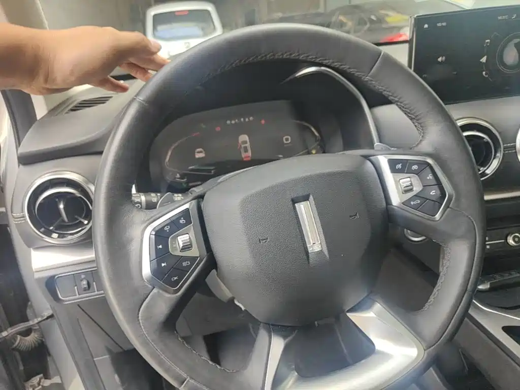 Wey Wey VV6 — миниатюра 11