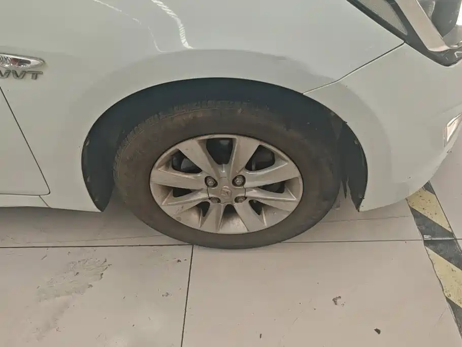 Hyundai Verna — миниатюра 6