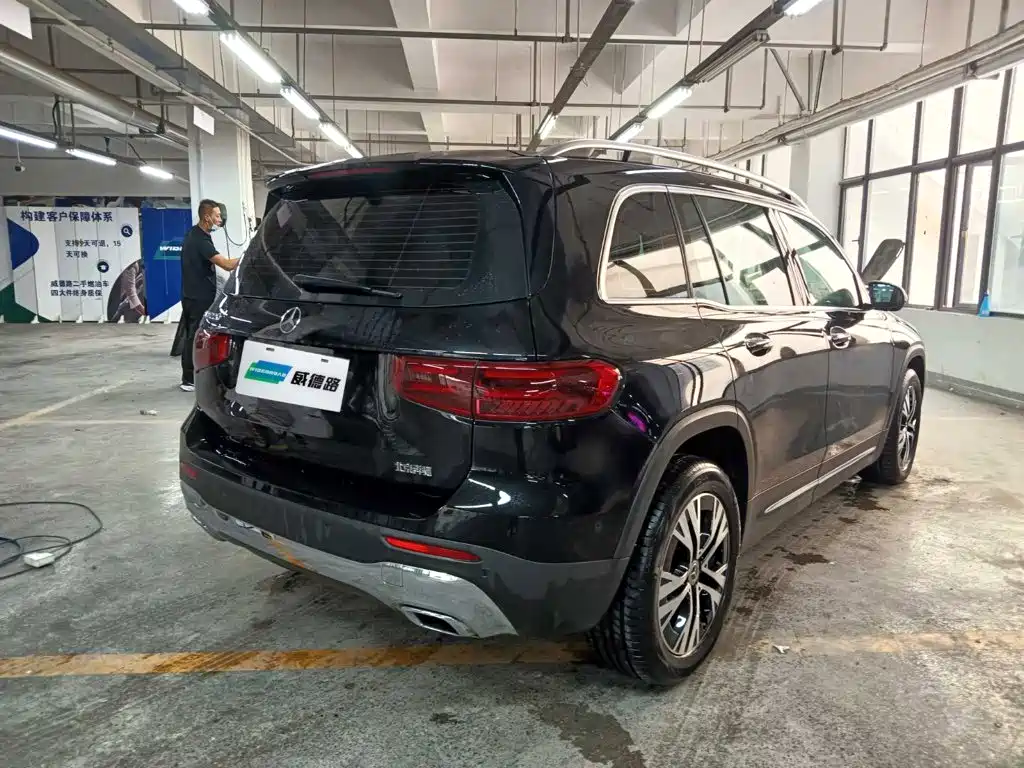 Mercedes-Benz GLB — миниатюра 3