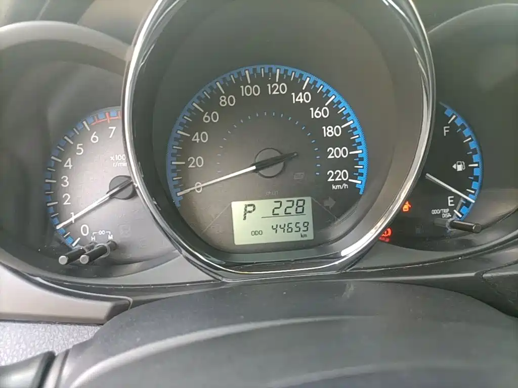Toyota Vios FS — миниатюра 12