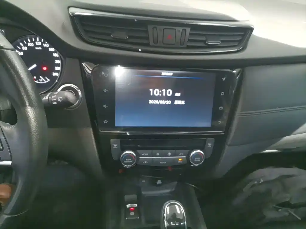 Nissan X-Trail — миниатюра 13