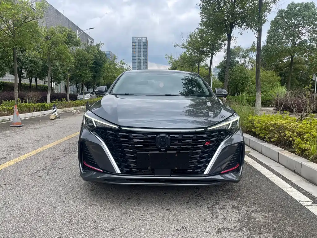 Changan Eado — миниатюра 2
