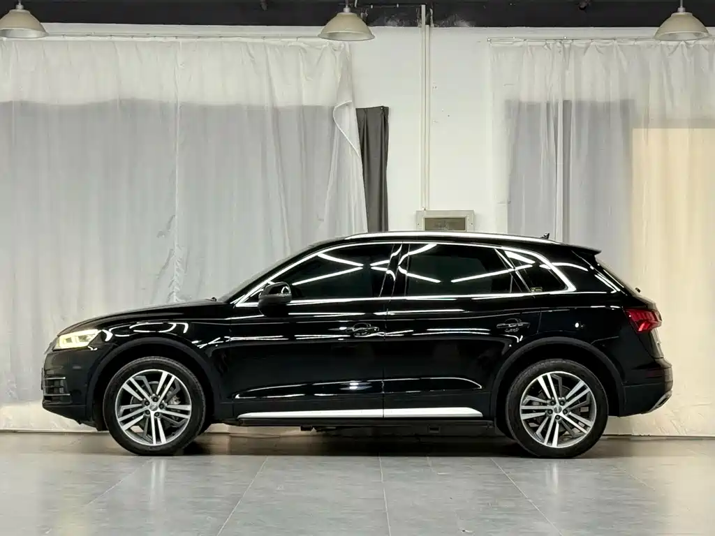 Audi Q5L — миниатюра 8