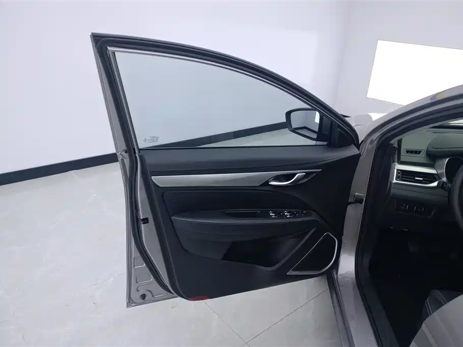 GEELY AUTOMOBILE EMGRAND