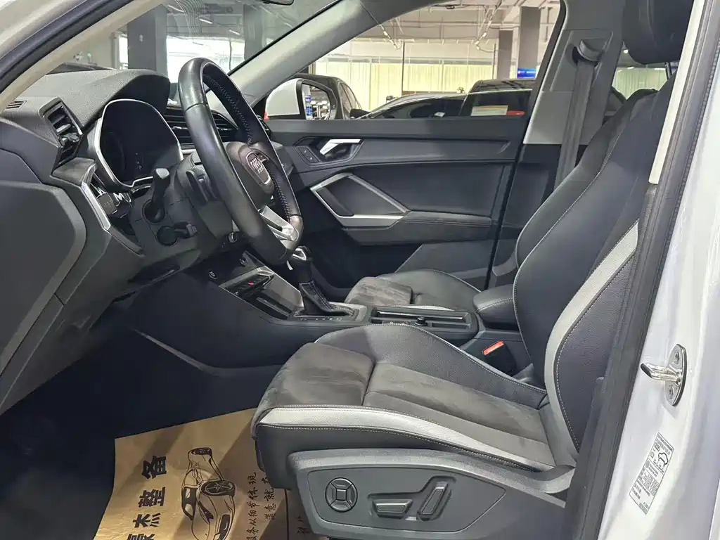 Audi Q3 2022 35 TFSI Fashion