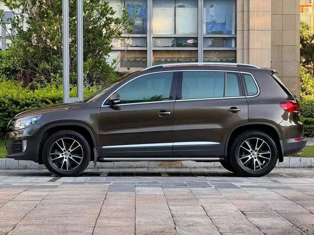 Volkswagen Tiguan — миниатюра 5