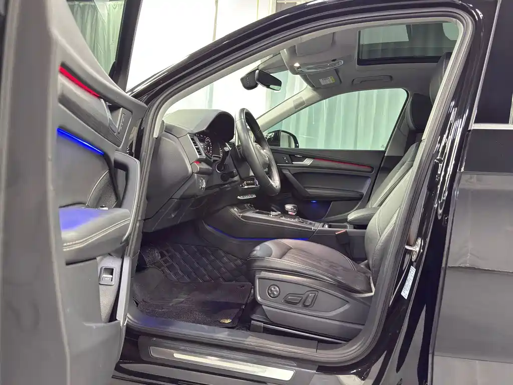 Audi Q5L — миниатюра 15