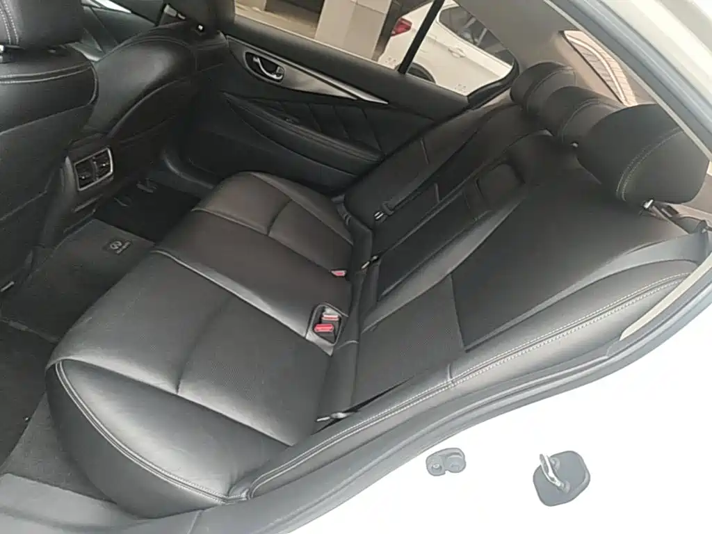 Infiniti Q50L — миниатюра 17