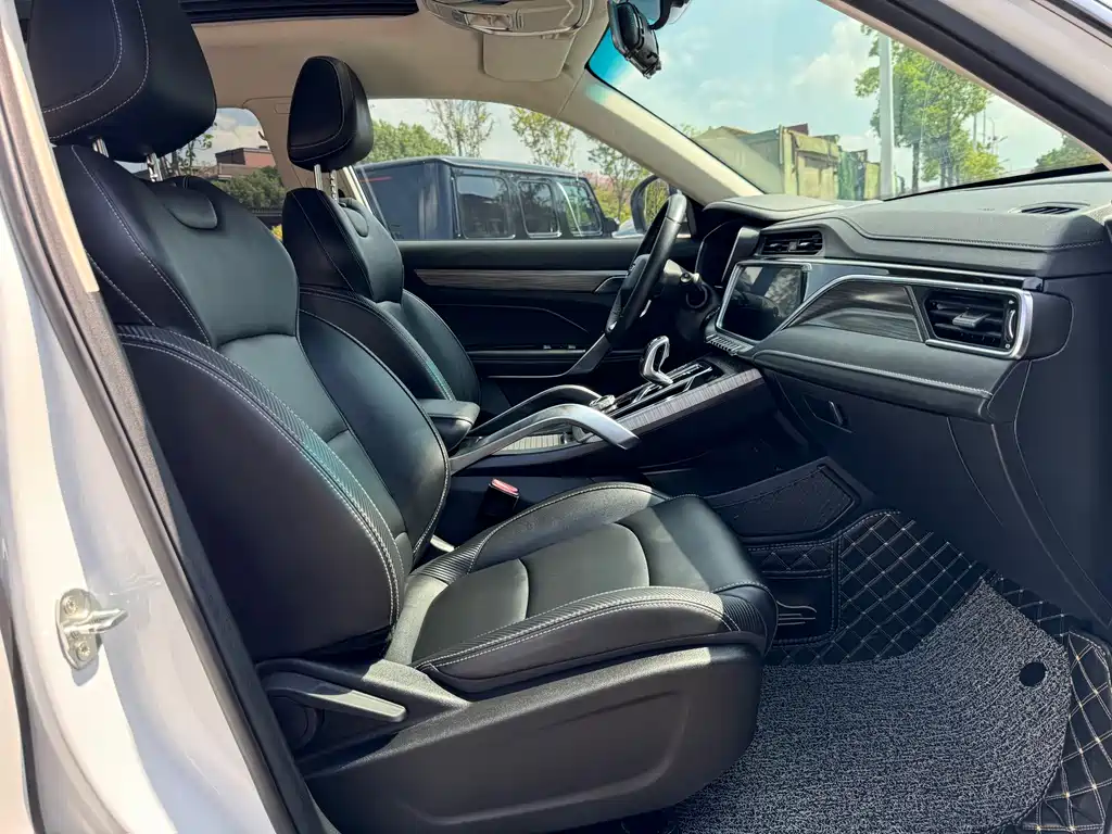 Geely Boyue 2020 1.8TD DCT PRO