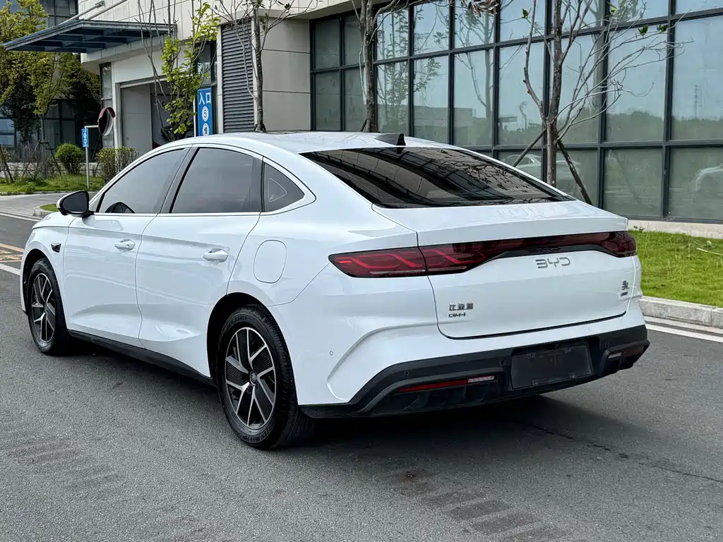 BYD Qin L — миниатюра 4