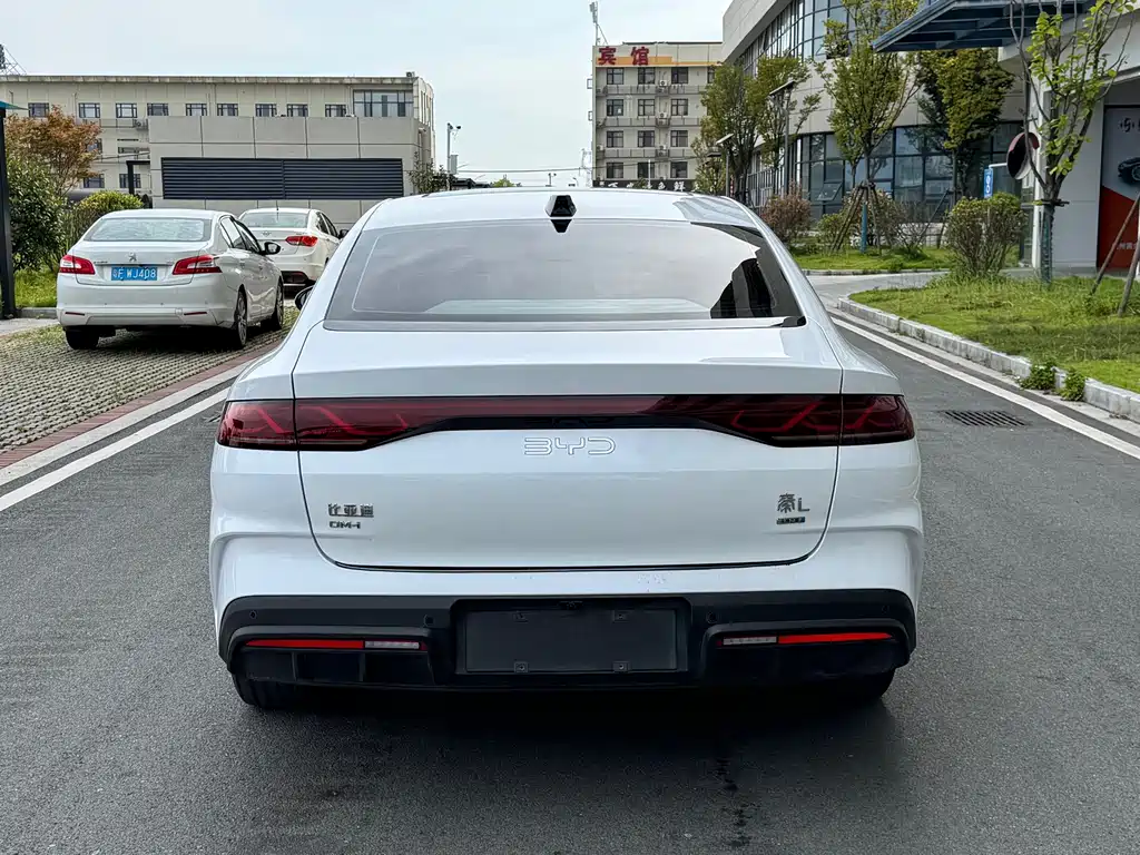 BYD Qin L — миниатюра 6