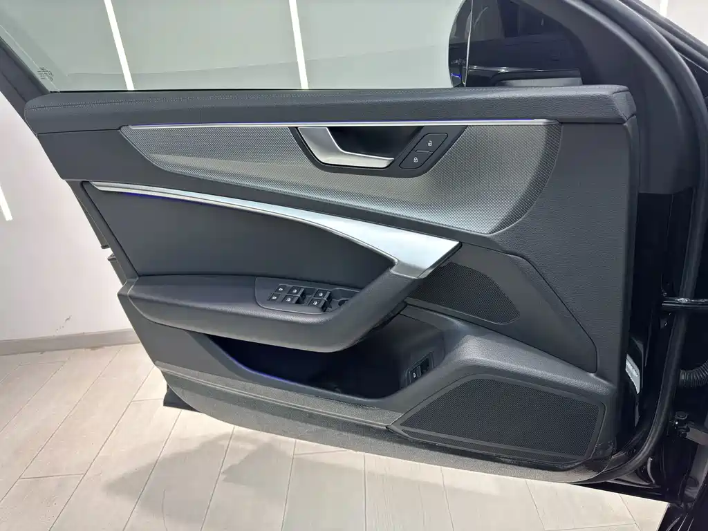 Audi A6L — миниатюра 14