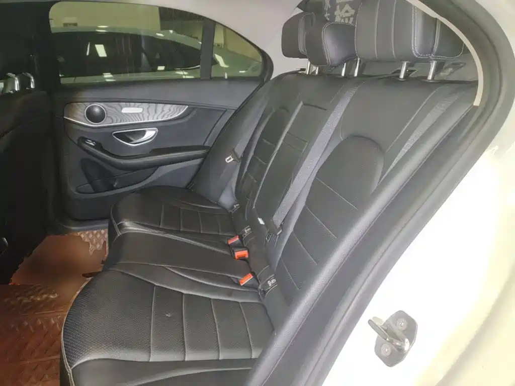 Mercedes-Benz C-Class — миниатюра 17