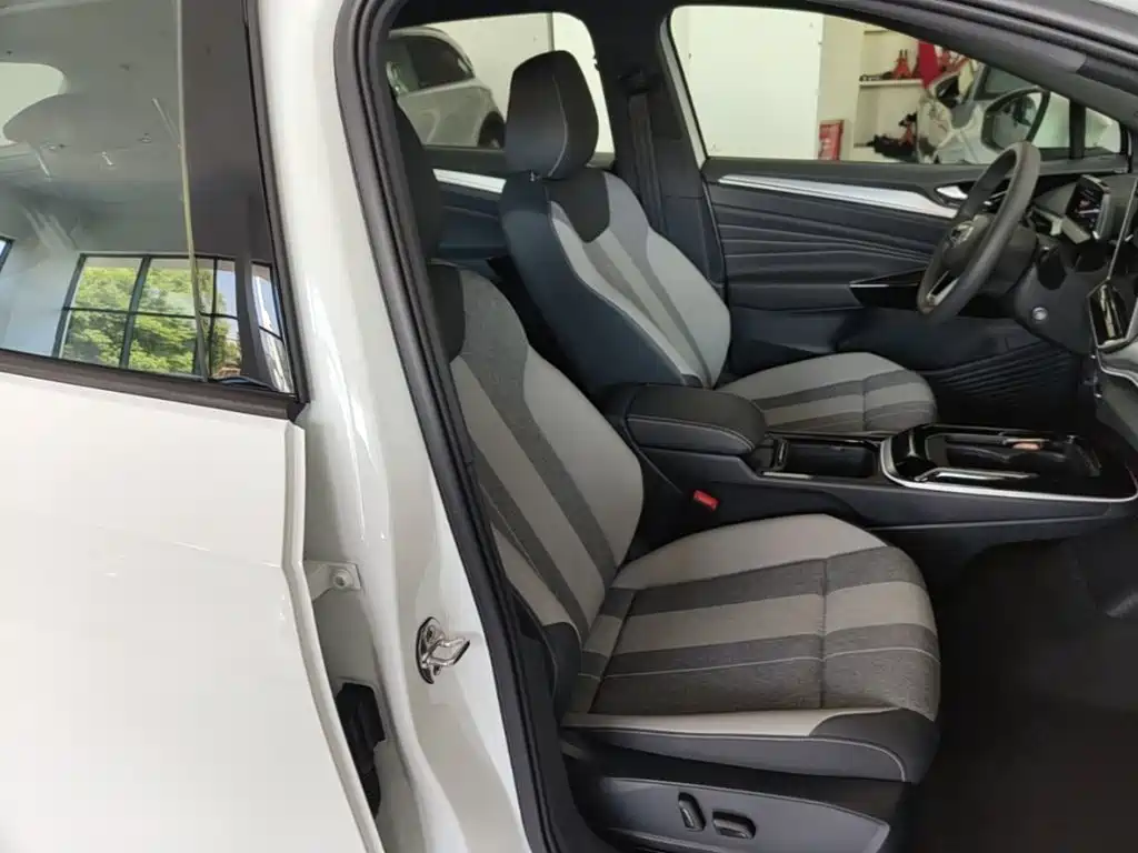 Volkswagen ID.4 Crozz — миниатюра 25