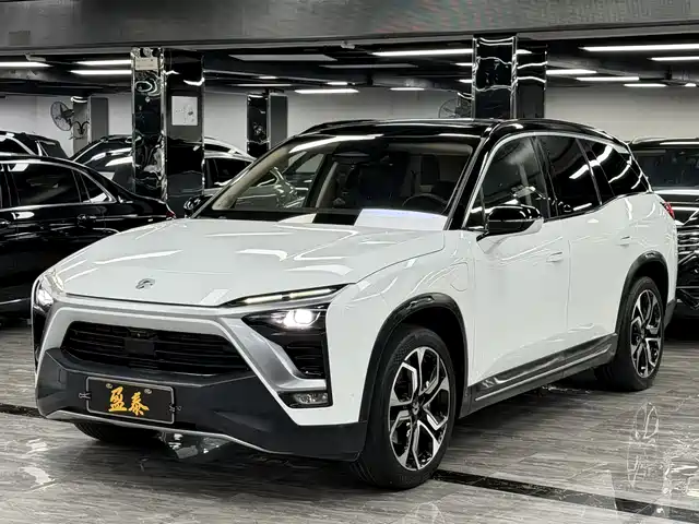 NIO NIO ES8 2019