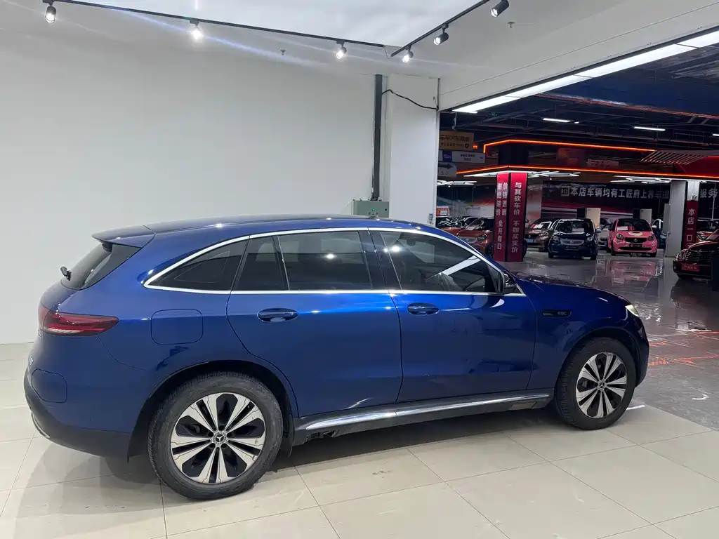 Mercedes-Benz EQC — миниатюра 8