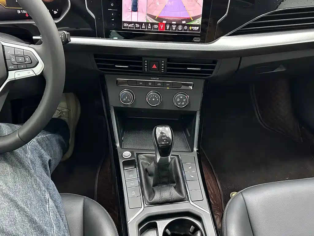 Volkswagen Passat — миниатюра 14