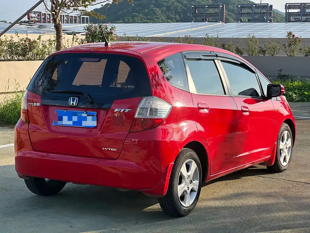 Honda Fit — миниатюра 4