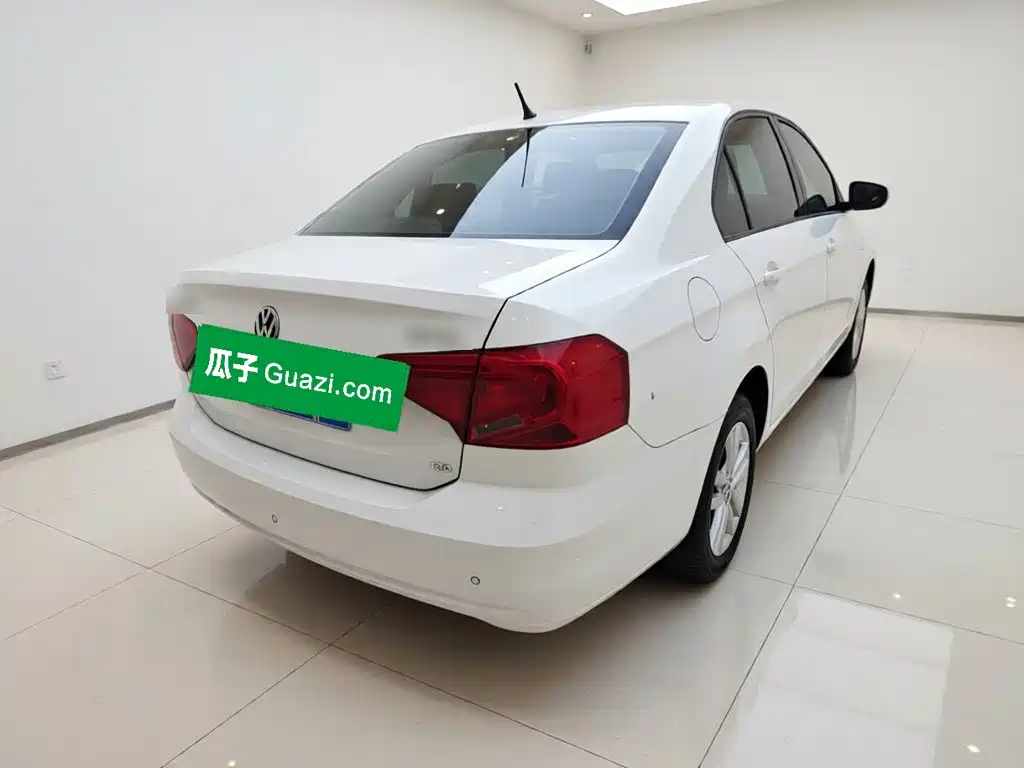 Volkswagen Jetta — миниатюра 6