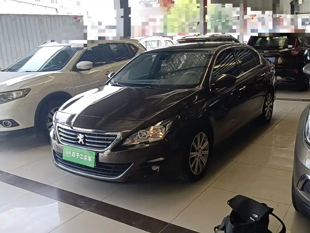 Peugeot 408