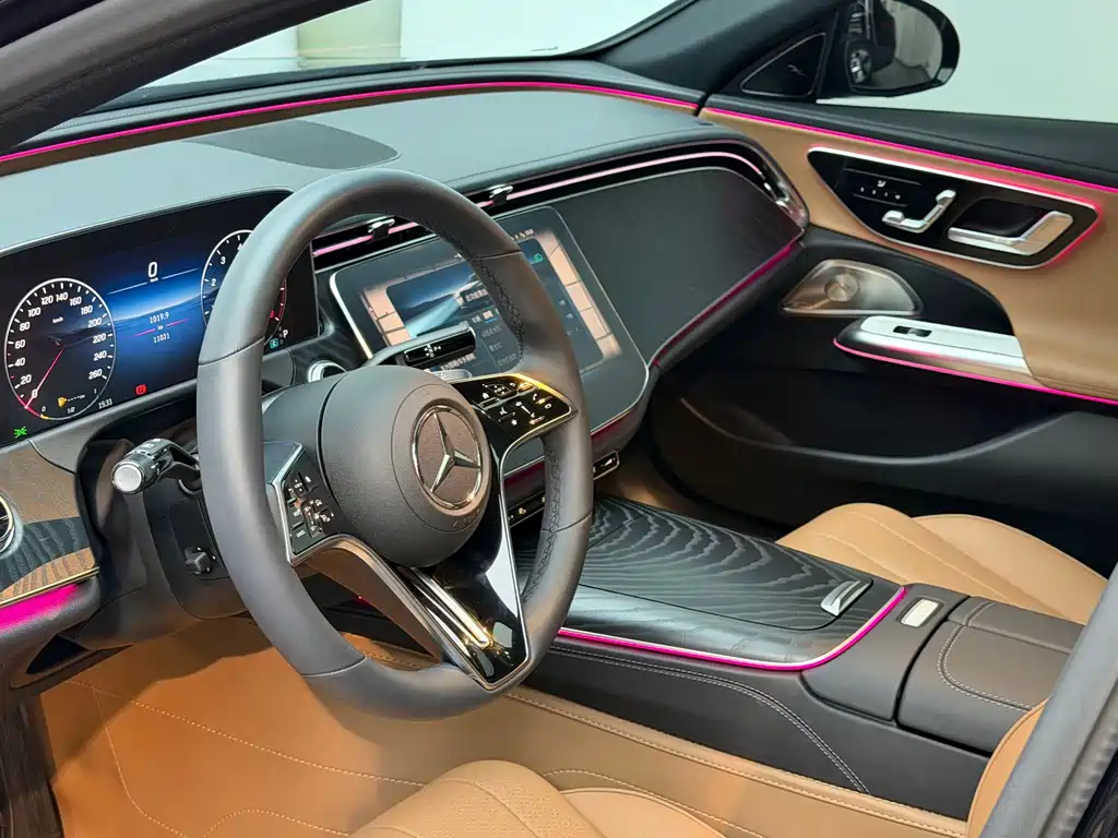 Mercedes-Benz E-Class (Import) — миниатюра 9