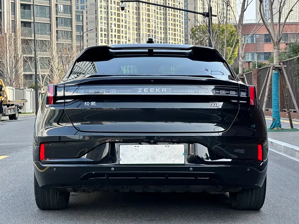 ZEEKR EXTREME KRYPTON 001
