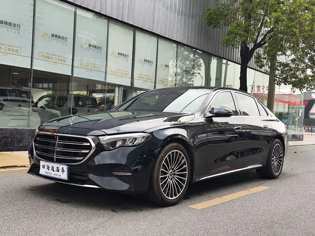 Mercedes-Benz E-Class 2025
