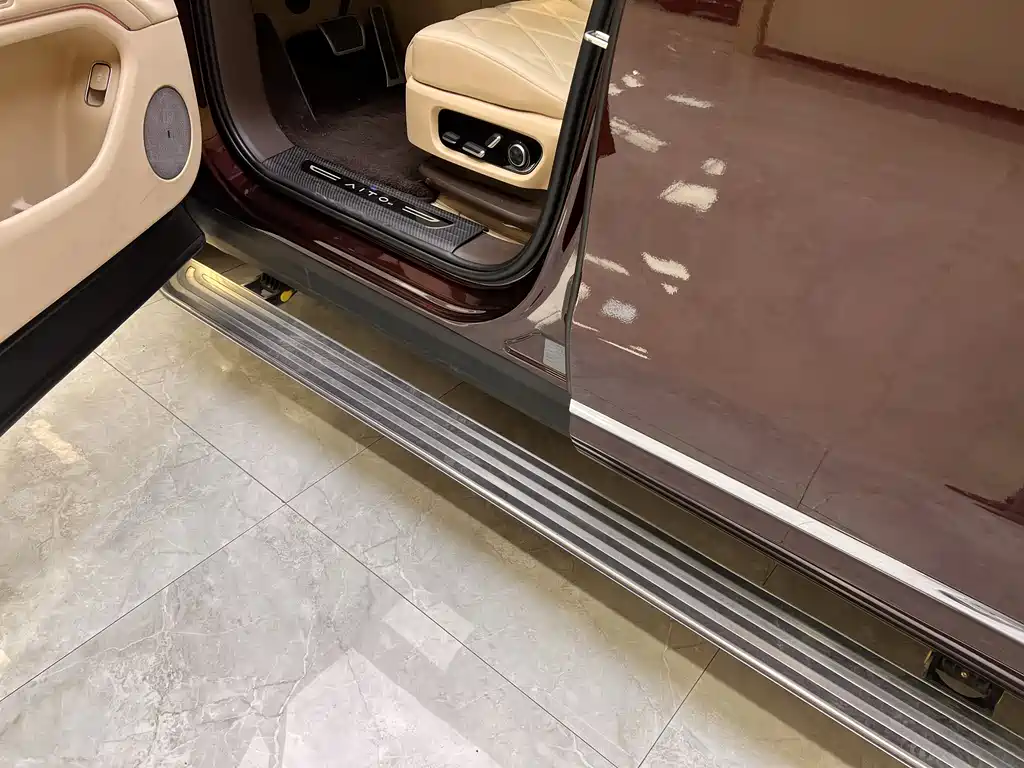 HONGMENG ZHIXING ASK THE WORLD M9