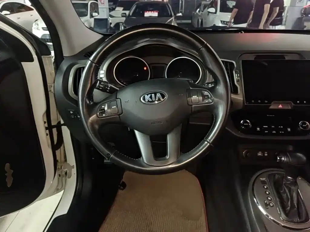 Kia Sportage — миниатюра 11