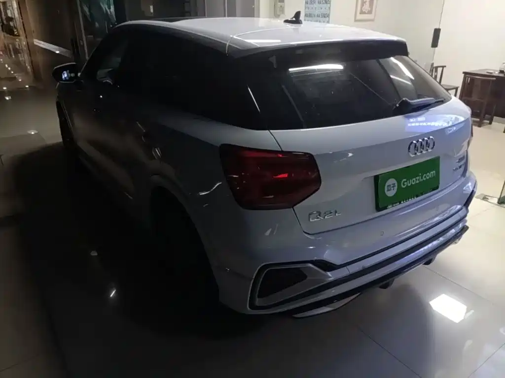 Audi Q2L — миниатюра 5