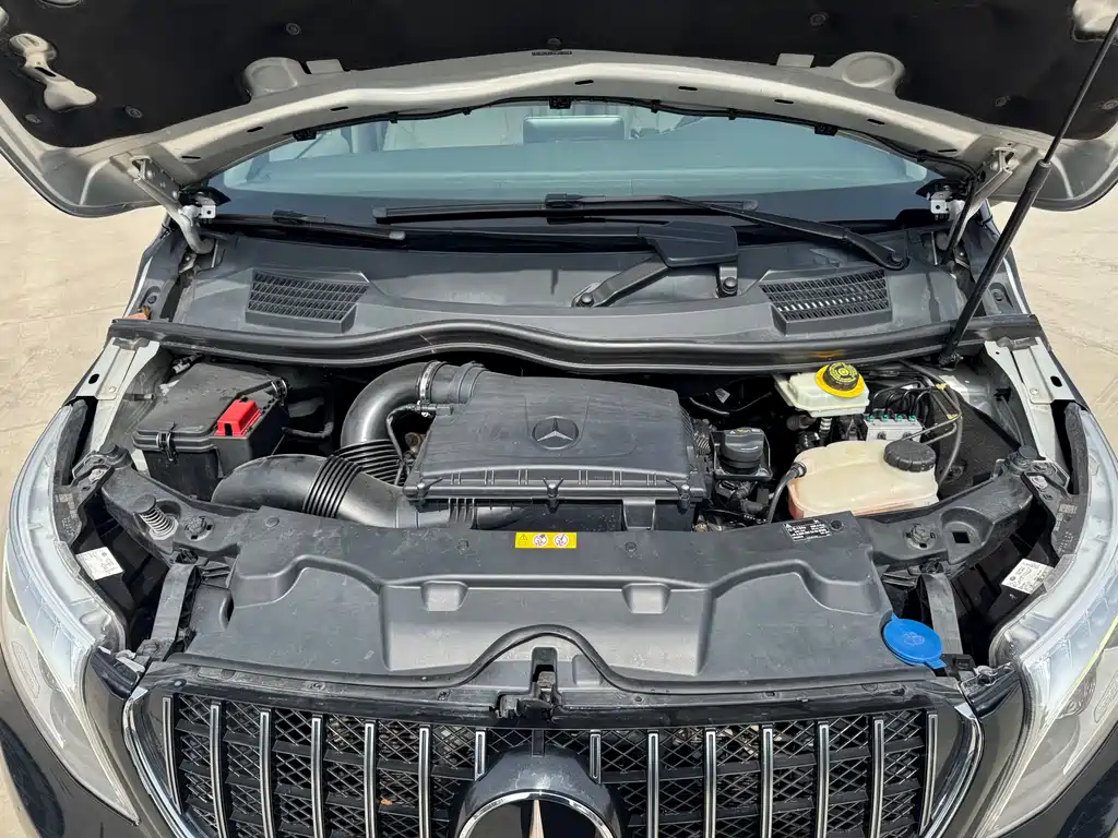 Mercedes-Benz V-Class V 2016 V 260 L Luxury Long Wheelbase