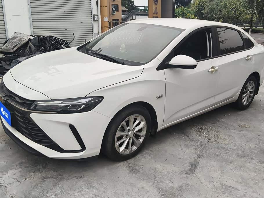 Chevrolet Monza 1.5 л 2022 г. Белый, пробег 17100 км