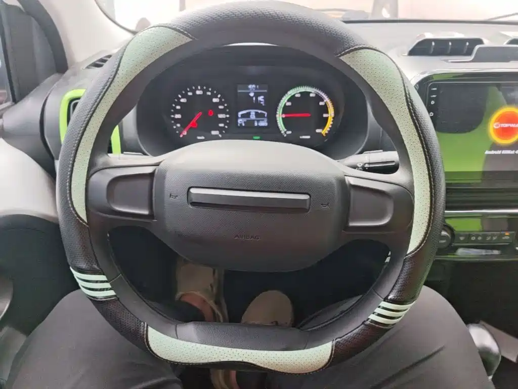 Roewe Clever — миниатюра 11