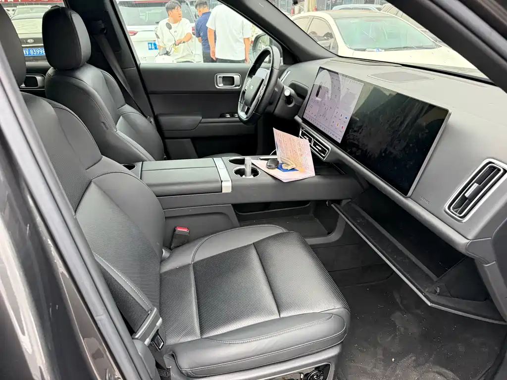 Li Auto Li L8 — миниатюра 4