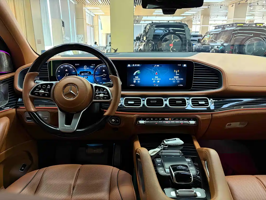 Mercedes-Benz GLS — миниатюра 24