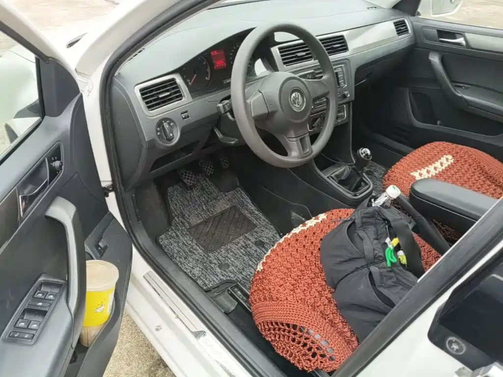 Volkswagen Santana — миниатюра 16