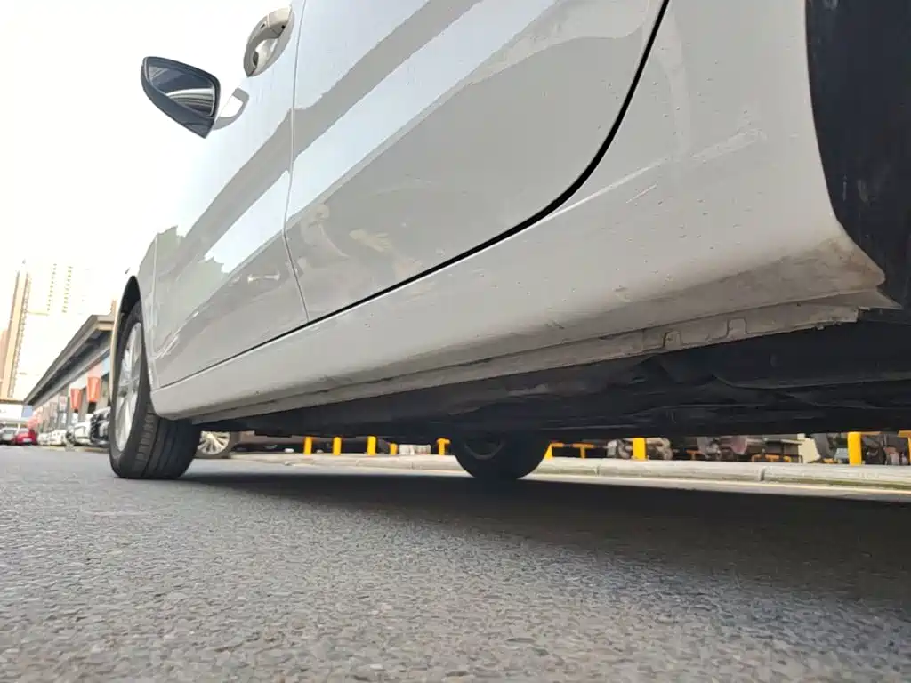 Roewe i5 — миниатюра 22