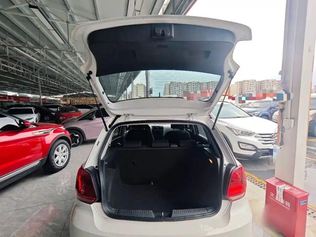Volkswagen Polo — миниатюра 19
